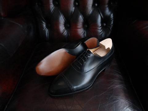 "Warwick" in Black Calf - R18