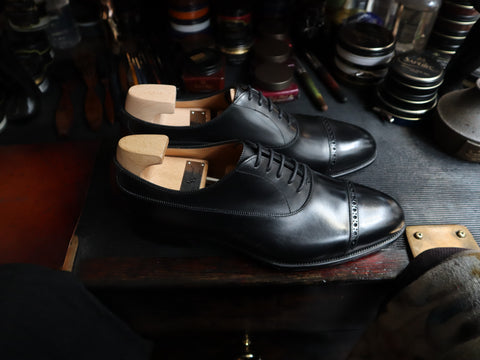 "Warwick" in Black Calf - R18