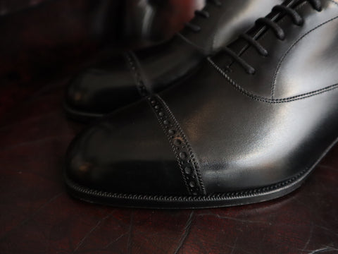 "Warwick" in Black Calf - R18