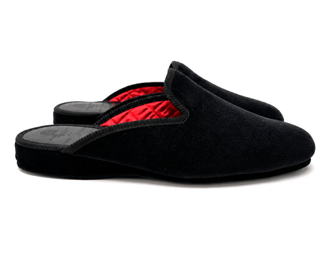 "Mule Slipper" in Black Velvet