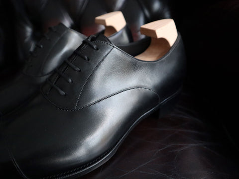 "Oxford" in Black Calf - DG70