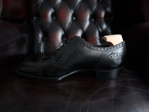 "St James II" in Black Calf - TG73